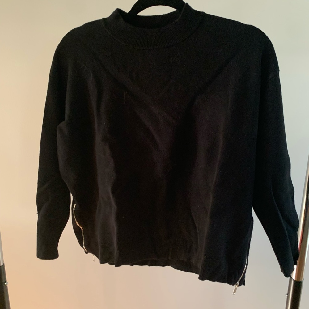 Philosophy black cropped long sleeve sweater.